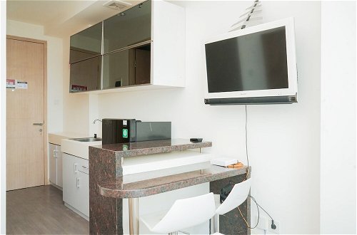 Photo 13 - Homey And Cozy Studio Room At Tree Park City Bsd Apartment