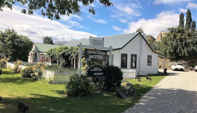 Foto 1 - Settlers Cottage Motel