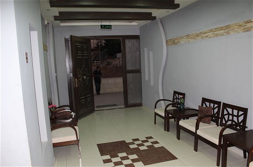 Photo 2 - Almohandes Hotel apartment