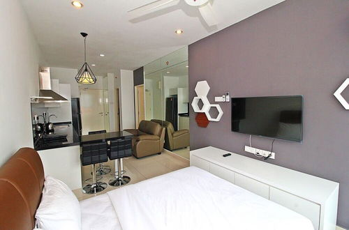 Photo 10 - Mansion One Suites By Merlene