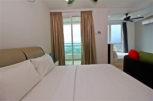 Photo 39 - Mansion One Suites By Merlene