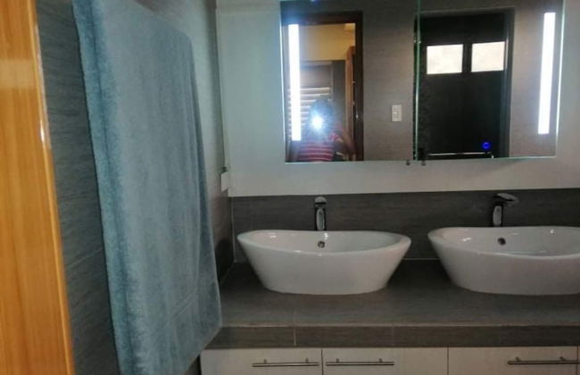 Luxury Villa at Mariveles Bataan, Philippines, Ph - Photo 15
