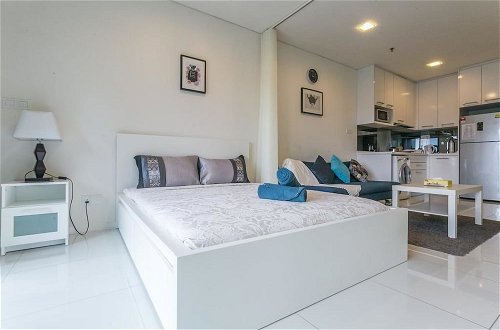 Foto 5 - Mercu Summer Suite at Edrea Homes