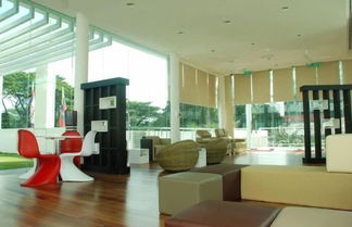 Photo 2 - Brunsfield Embassyview Condosuite