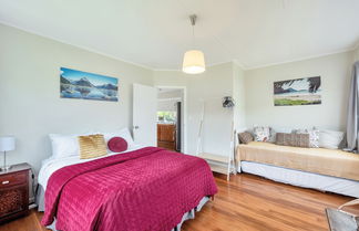 Photo 3 - Sunny Grey Lynn Holiday Home