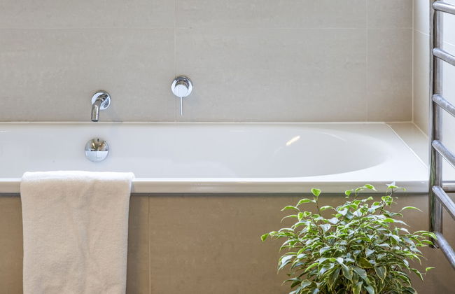 Executive State-Of-The-Art Home - Spa - Foto 28