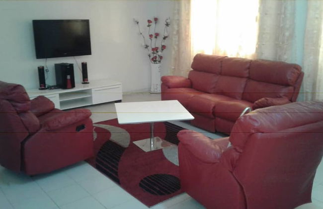 Stay.plus Ouzin Maristes - Foto 1