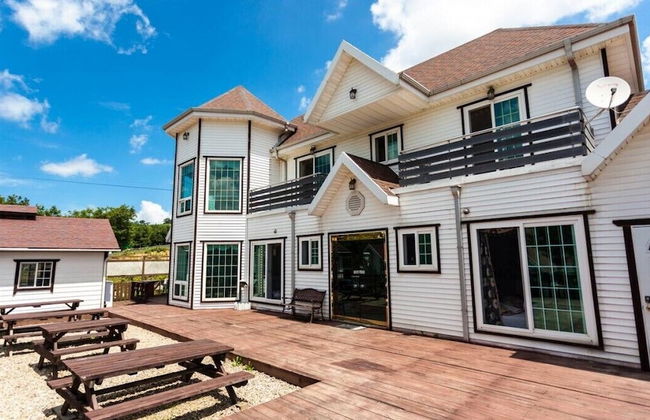 Jungfrau Pension - Photo 1