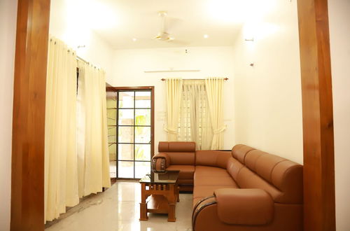 Photo 23 - Beautiful 2-bed Apartment in Ernakulam