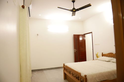 Photo 7 - Beautiful 2-bed Apartment in Ernakulam