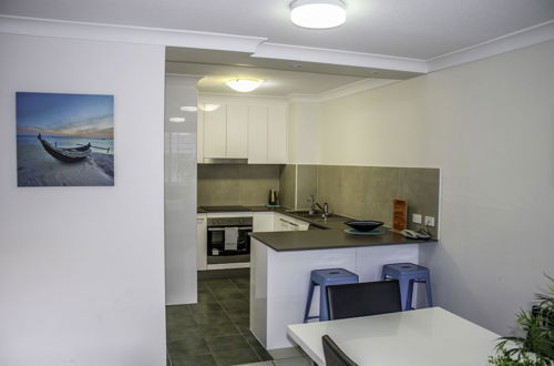 Photo 20 - Surfers Beach Holiday Apartments