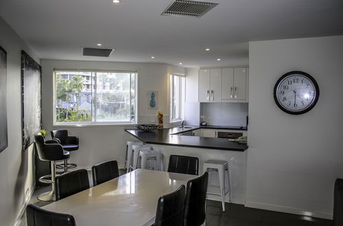 Photo 19 - Surfers Beach Holiday Apartments