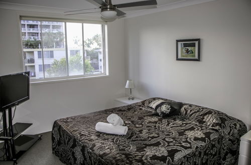 Photo 9 - Surfers Beach Holiday Apartments