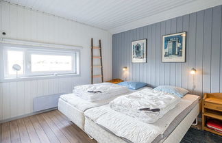 Photo 3 - 8 Person Holiday Home in Hvide Sande