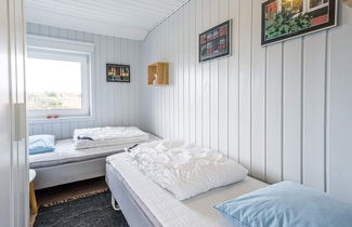 Photo 3 - 8 Person Holiday Home in Hvide Sande