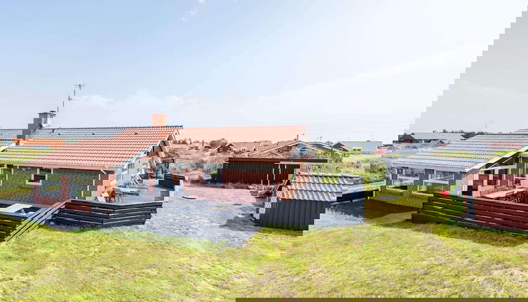 Photo 1 - 8 Person Holiday Home in Hvide Sande