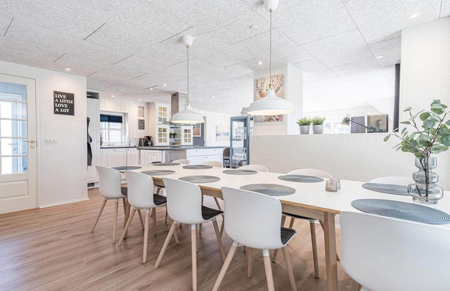 8 Person Holiday Home in Vejers Strand - Foto 10