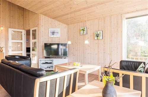 Photo 9 - 10 Person Holiday Home in Norre Nebel