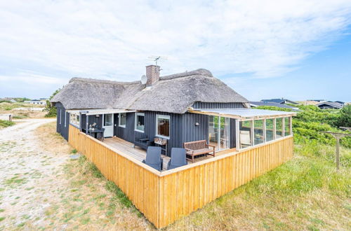 Photo 1 - 4 Person Holiday Home in Hvide Sande