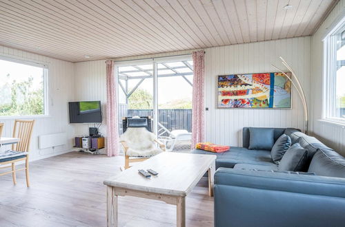 Photo 13 - 4 Person Holiday Home in Hvide Sande