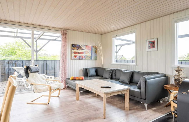 Bright Seaside Retreat in Haurvig-by Traum - Foto 12