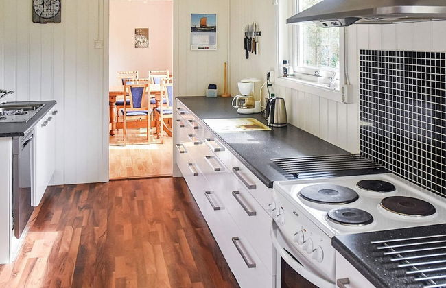 8 Person Holiday Home in Sandstad - Foto 8