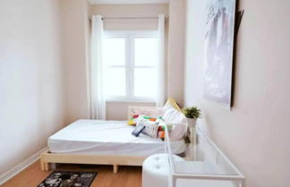 Photo 3 - 3 Bedroom Suite near Kensington Market - Unit 2