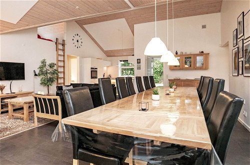 Photo 18 - 14 Person Holiday Home in Hojslev