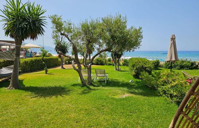 Corfu Glyfada Menigos Resort 5-8 - Foto 21