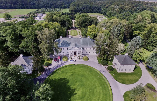 Palac Mala Wies - Foto 1