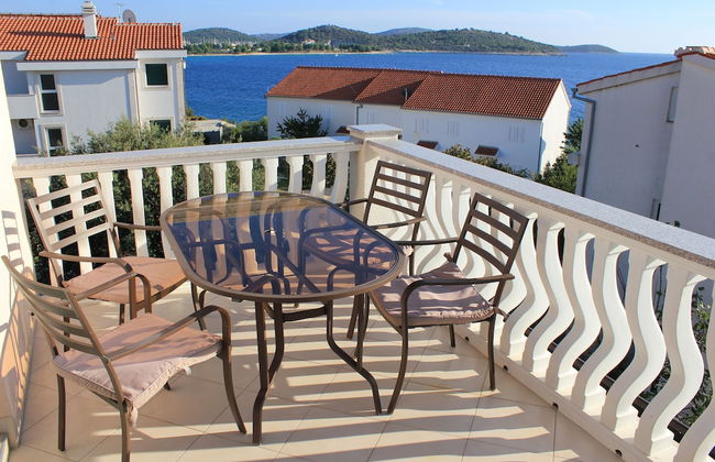 Apartments 4 Dolphins Rogoznica - Central Dalmatia - Foto 6