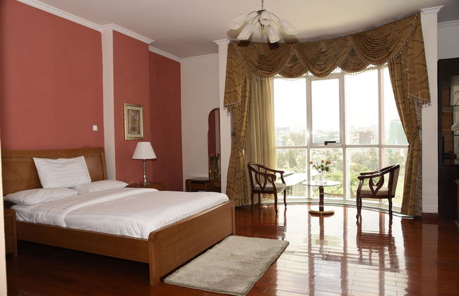 Diplomat Luxury Furnished Apartments - Foto 4