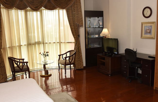 Diplomat Luxury Furnished Apartments - Foto 7
