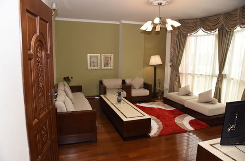 Photo 18 - Diplomat Luxury Furnished Apartments