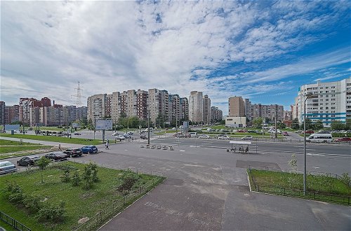 Foto 19 - FlatHome24 metro Komendanskiy prospect