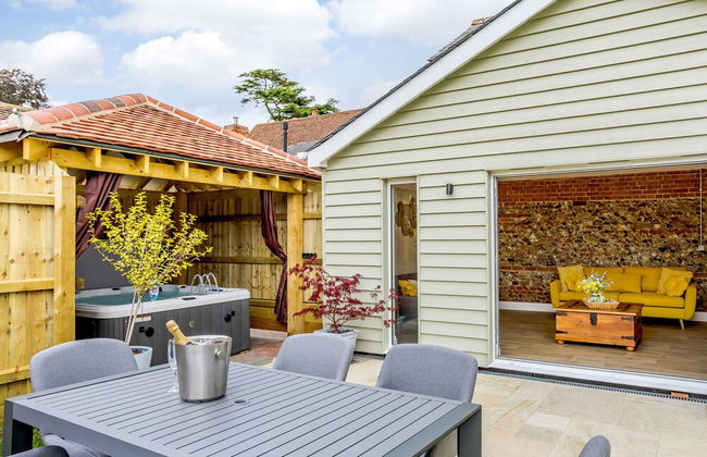 Toppesfield Hall Luxury Cottage With Hot Tub - Foto 14