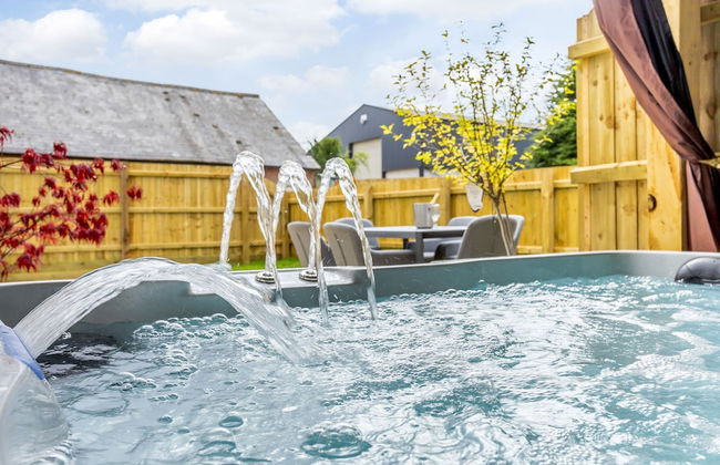 Toppesfield Hall Luxury Cottage With Hot Tub - Foto 1