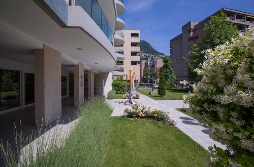 Foto 46 - Prestige du Lac 27 in Lugano