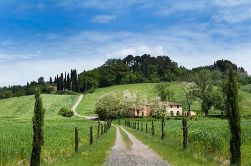 Photo 2 - Villa Giunone With Pool Close to Volterra