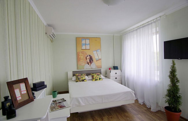 Flatsis Apartment Otakara Yarosha 33 - Photo 4