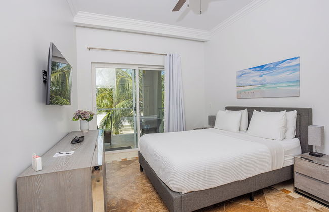 The Atrium Resort - Photo 39