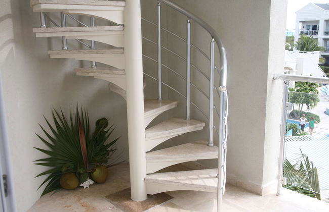 The Atrium Resort - Photo 66