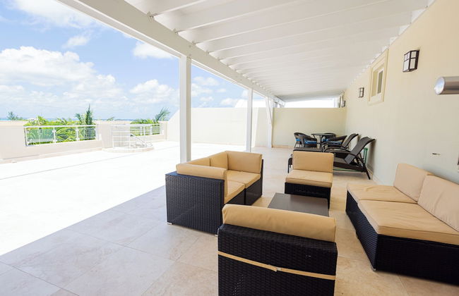 The Atrium Resort - Photo 43