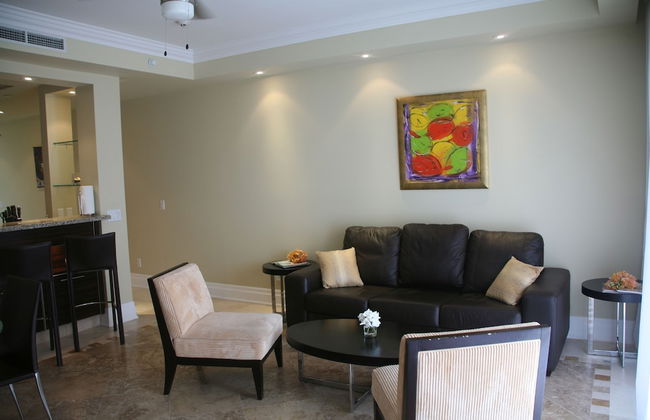 The Atrium Resort - Photo 62