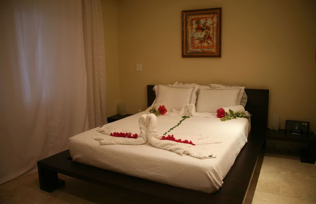 The Atrium Resort - Photo 7