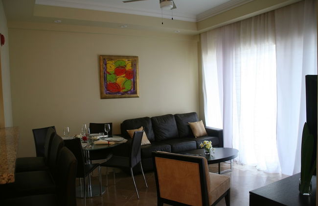 The Atrium Resort - Photo 60