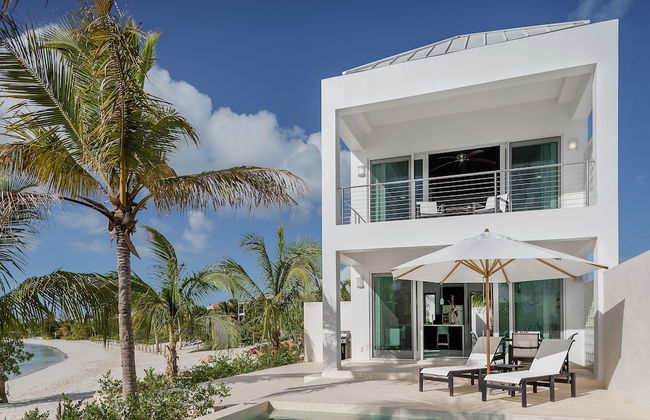 SulMare at Sapodilla Bay Luxury villas - Photo 3