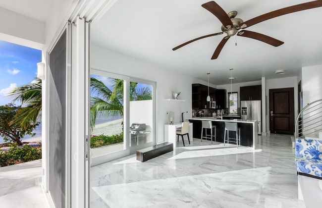 SulMare at Sapodilla Bay Luxury villas - Photo 5