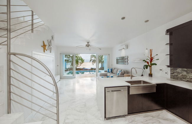 SulMare at Sapodilla Bay Luxury villas - Photo 28