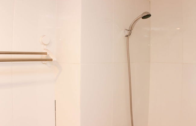 Nice And Cozy Studio At Tamansari Mahogany Karawang Apartment - Foto 8